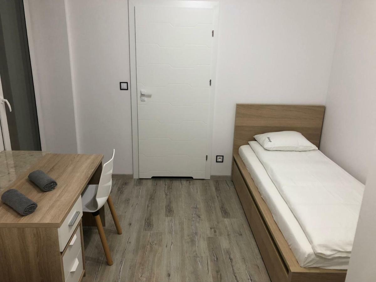 Pokoje Antracyt Skarżysko-Kamienna Exteriör bild